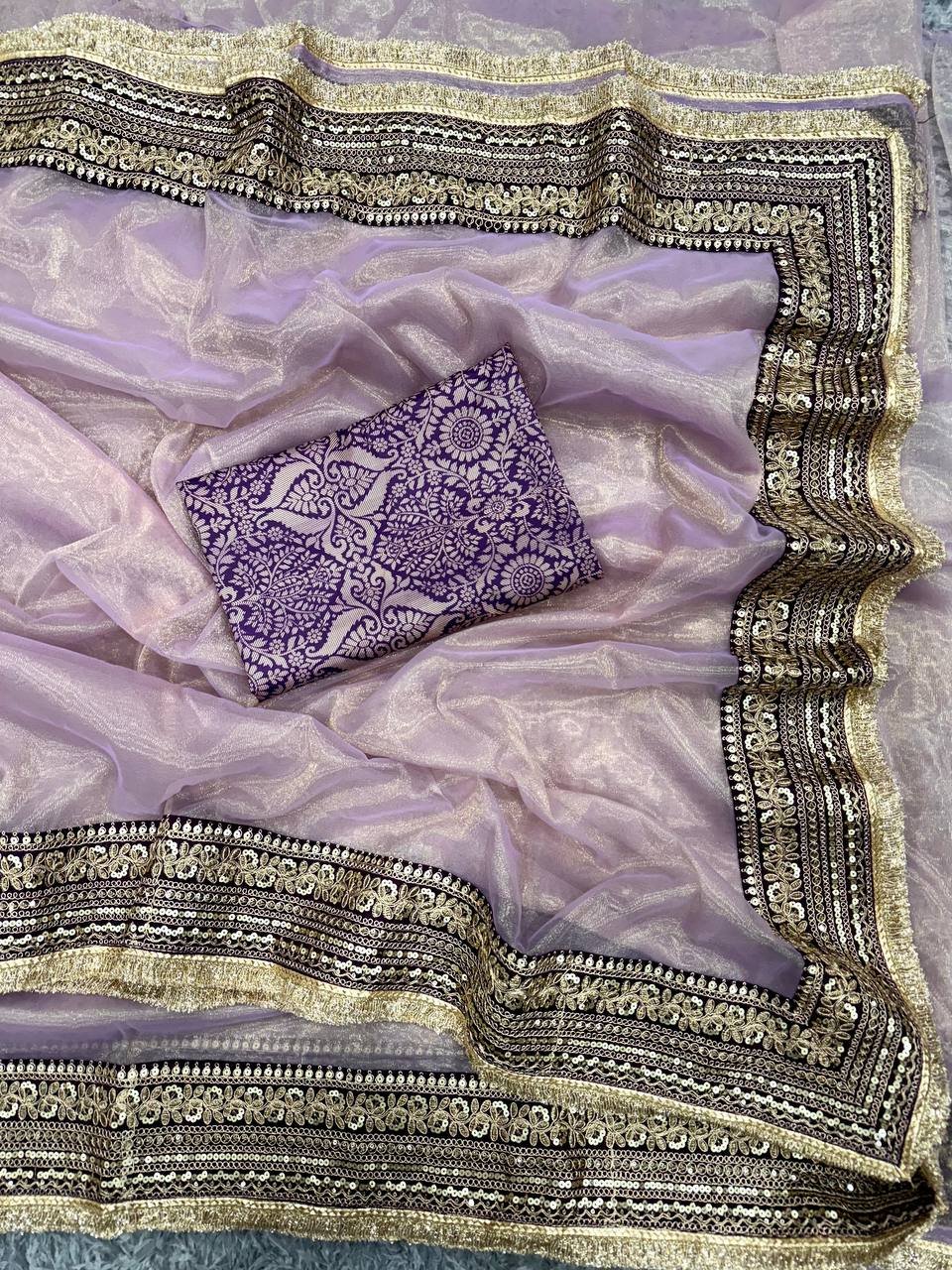 Women's Luxurious Mauve & Purple Art Silk Saree with Intricate Golden Zari & Broad Embroidered Border – Complete with Brocade Blouse for Festive & Wedding Wear - Image 3